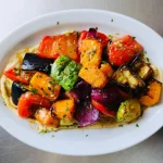 Ratatouille asado rustico con crema de berenjenas